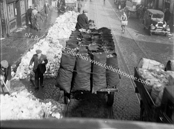 STREET SCENE ORMEAU ROAD